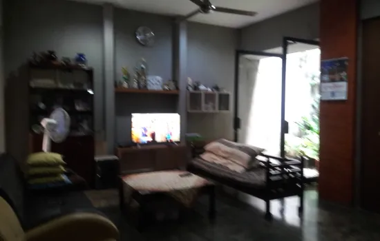 Rumah minimalis  8 KT+1 Km 4 siap huni .nyama