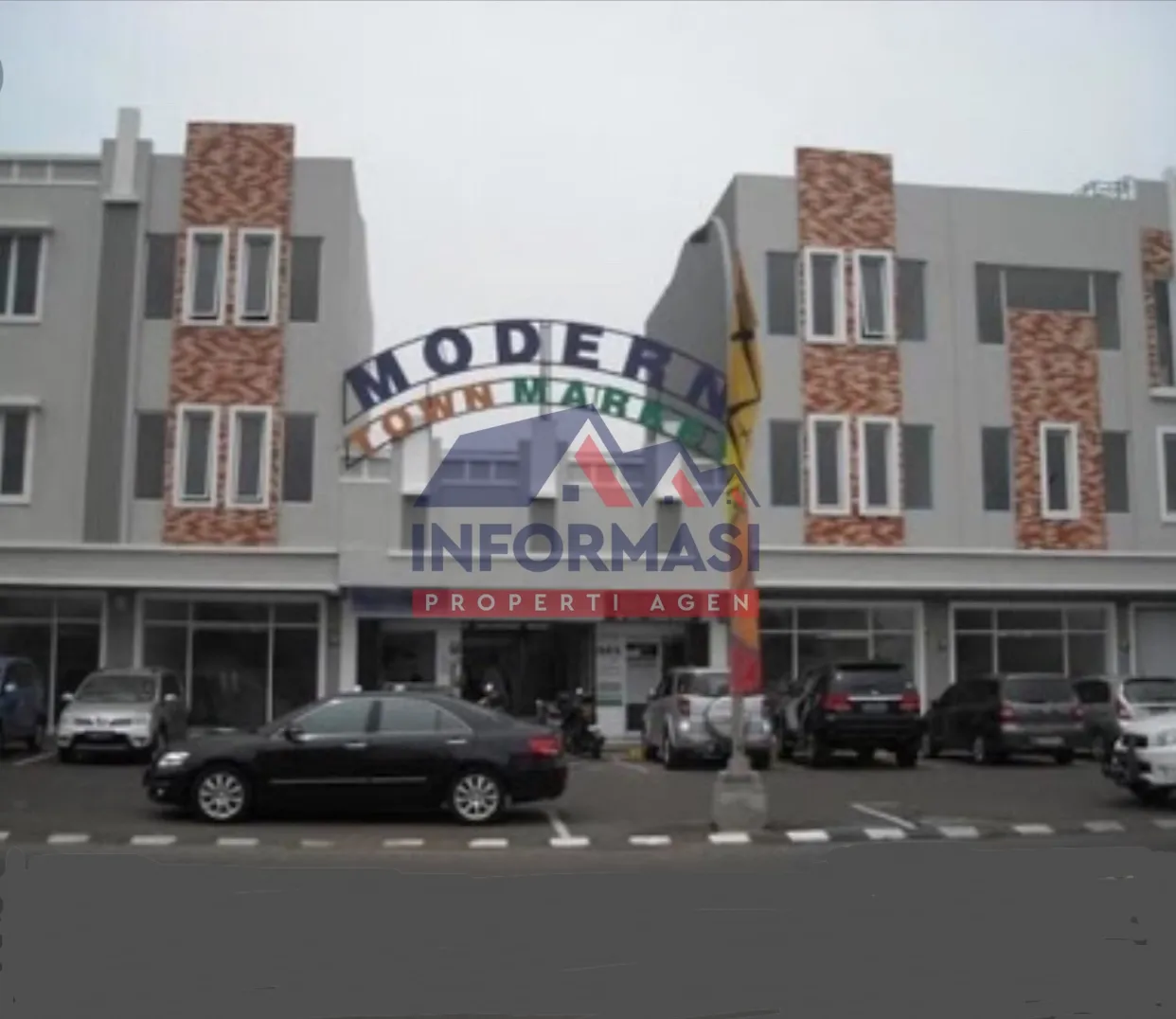 Modern Town Market