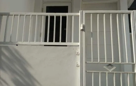 Rumah new gress minimalis 2.5lantai siap huni