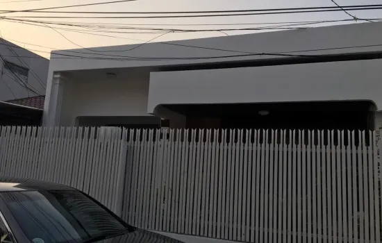 rumah siap huni. kamar 4+1,kmd3+1