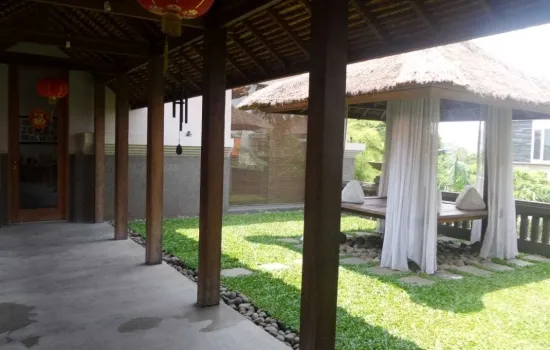 Lokasi bagus , mewah