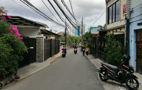 Jl sulaiman slipi, lt 169m2,bebas banjir