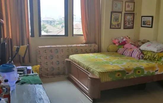 Taman ratu gg macan jakbar, lt 72m2