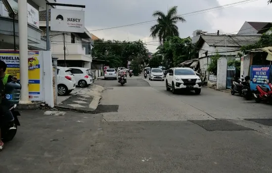 Taman ratu gg macan jakbar, lt 72m2