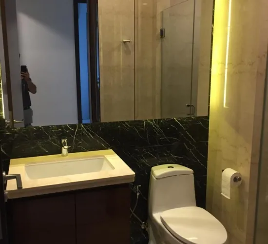 Apartment Windsor 3 BR +1 luas 148 m 2...semi furnish