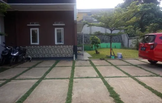 Rumah bagus siap huni, lokasi strategis, Depok