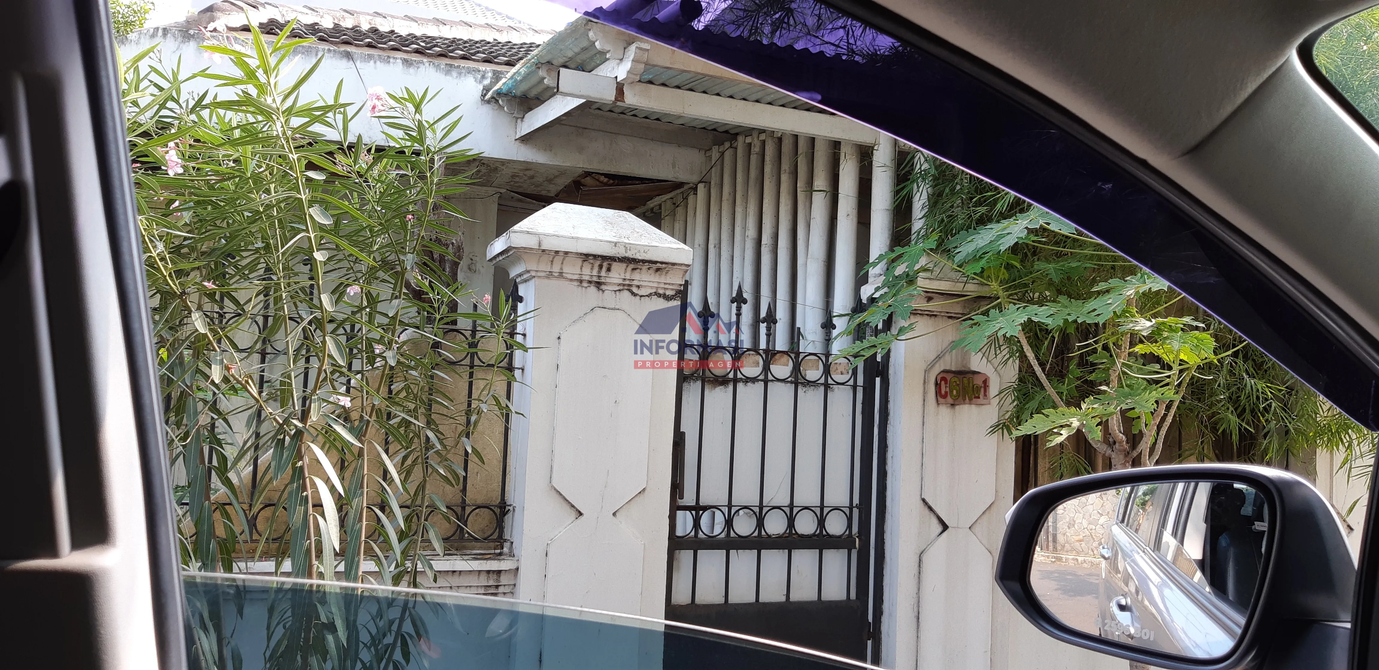 Rumah tua hook kedoya baru.Cocok dibagun kembali