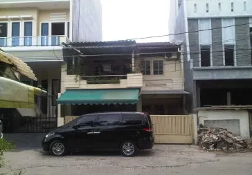 Rumah lama dgn 4 kmr tdr