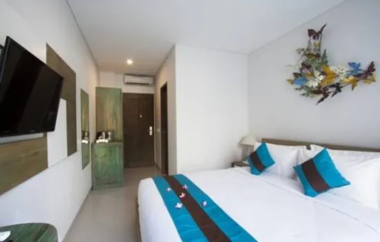 Hotel seminyak bali. Rp 20 M. Sedang bejalan sangat  baik,