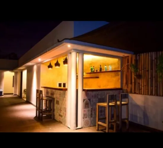 Hotel seminyak bali. Rp 20 M. Sedang bejalan sangat  baik,