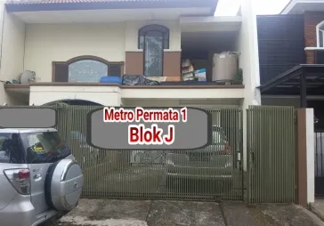 Rumah Metro Permata 1. 2 Lt. 4 1 KT. 3 1 KM. Taman belakang