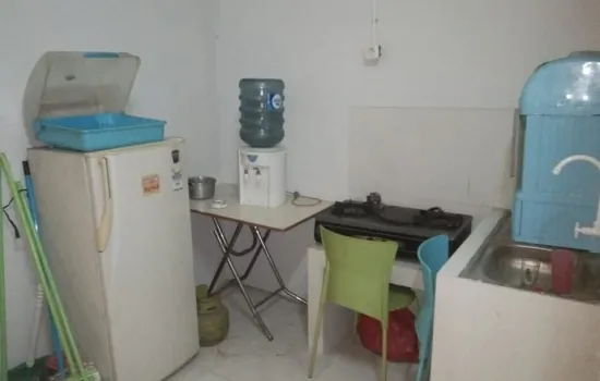 KOST PETOJO BARAT , lt 4x13 , 3.5lt