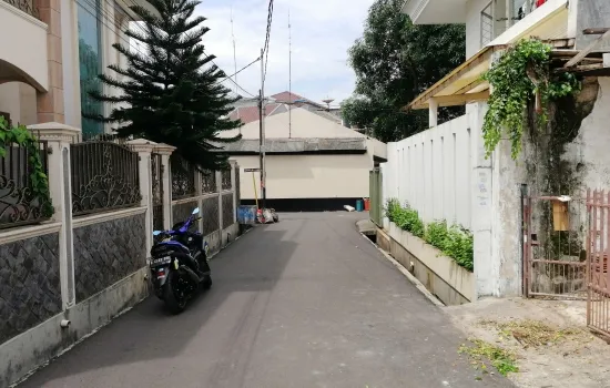 Tua hitung tanah Jl mandala barat tomang jakbar lt 120m2