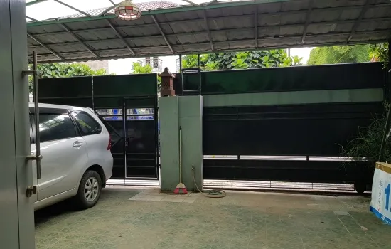 Rumah Kebun Jeruk-Siap Huni 2.5Lantai