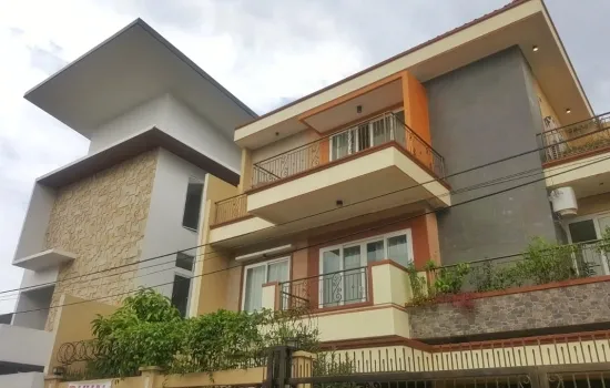Rumah eksklusif duri kepa