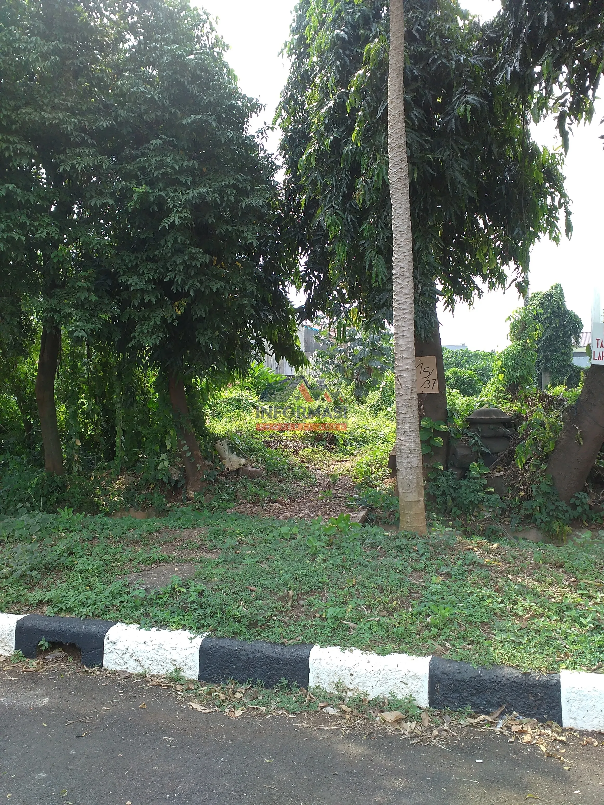 Rumah mewah , 2 lantai , 4KT , 4 KM , lokasi sangat bagus