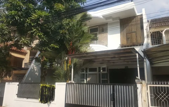 Rumah kedoya permai 5Kt
