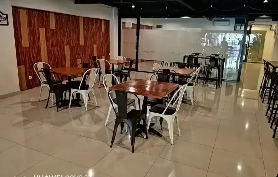 RUMAH DI MENTENG , JL HOS COKROAMINOTO , PRIME AREA