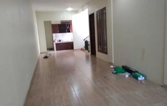 Ruko siap pakai daerah ramai Kemang Timur