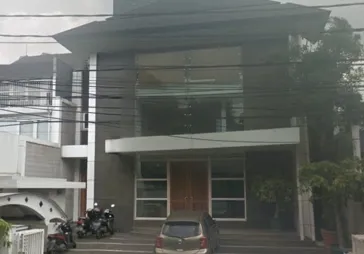 RuKAN - Rumah KANTOR jalan SENOPATI - KEBAYORAN BARU
