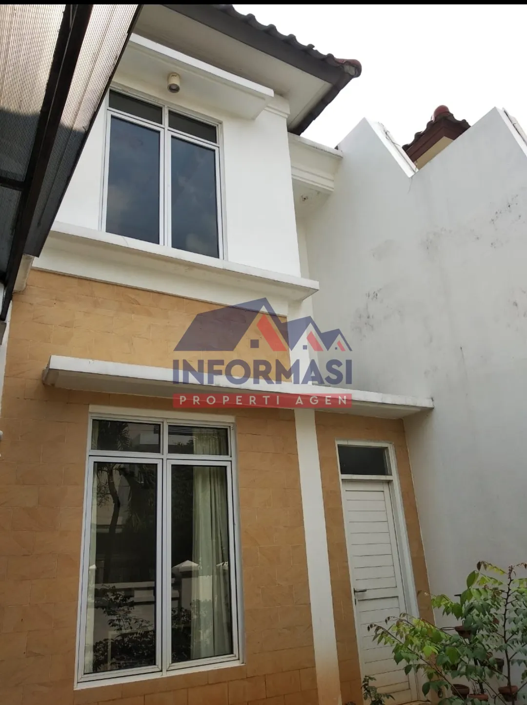 Rumah p.panjang  Taman Permata Buana.Lokasi sangat nyaman