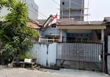 rumah selantai ..2 kamar...1 kmd..siap huni