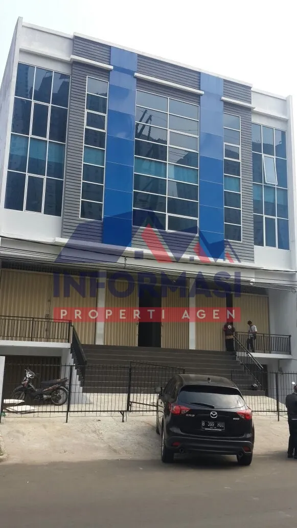 Baru strategis daerah pluit
