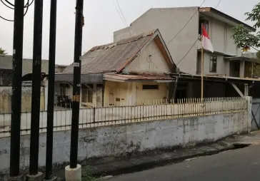 jl SULAIMAN SLIPI JAKARTA BARAT , LT 700m2 , strategis skli