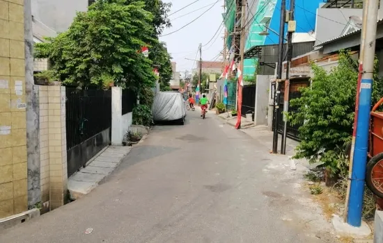 JELAMBAR d/a kavling polri blok B  , rumah ngantong