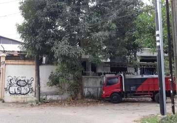 Rumah kokoh kaveling DKI.Luas tanah 500m2.luas bangunan 600m