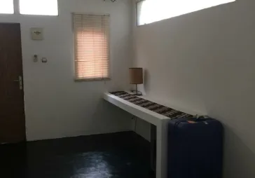 Rumah ex hotel, jl. deplu,jakarta selatan