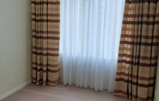 Condominium baru bagus 2KT 2KM semi furnished,view laut