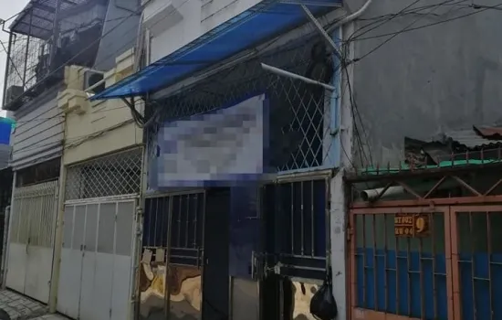 jl kesederhanaan taman sari jakarta barat , lt 57m2 , 3 lt