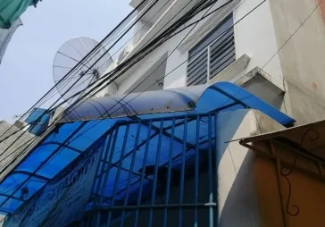 jl kemenangan , gg masuk motor , 4 lantai