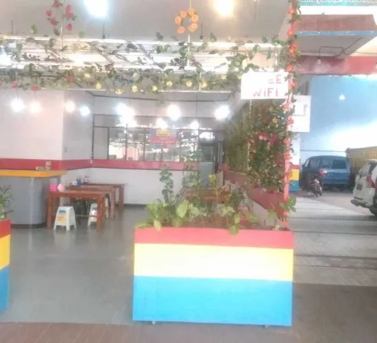 Rumah ex resto L T 600 m2 LB 400m2 siap pakai