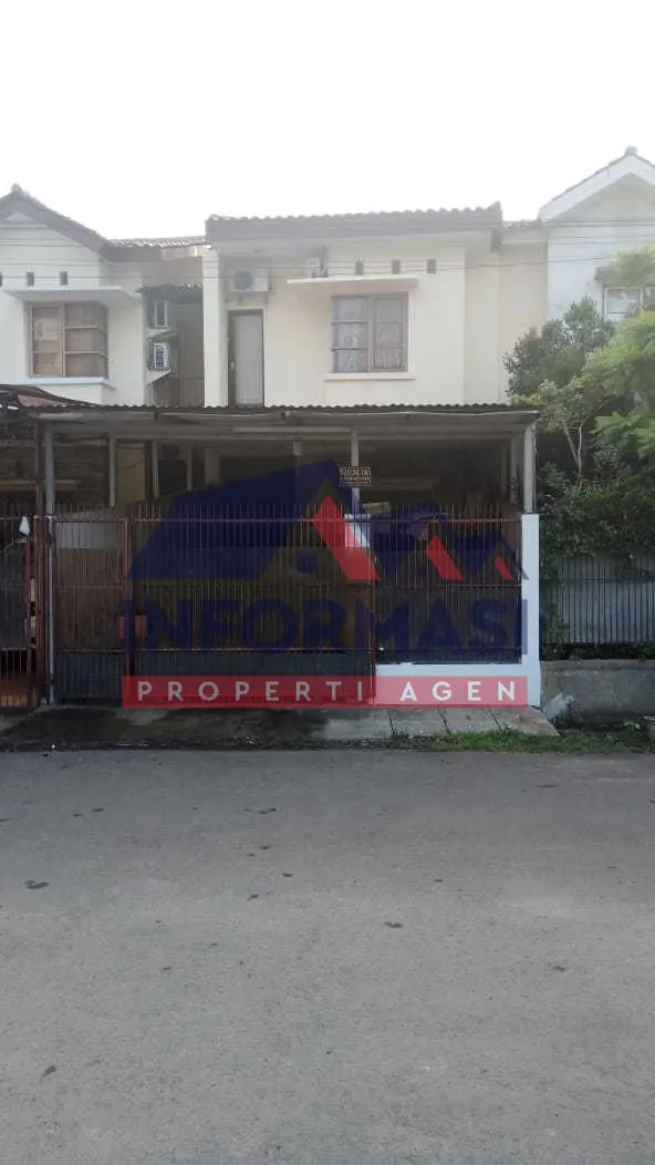 Rumah 2 lt  dekat H. Saaba Meruya, nyaman dan terawat