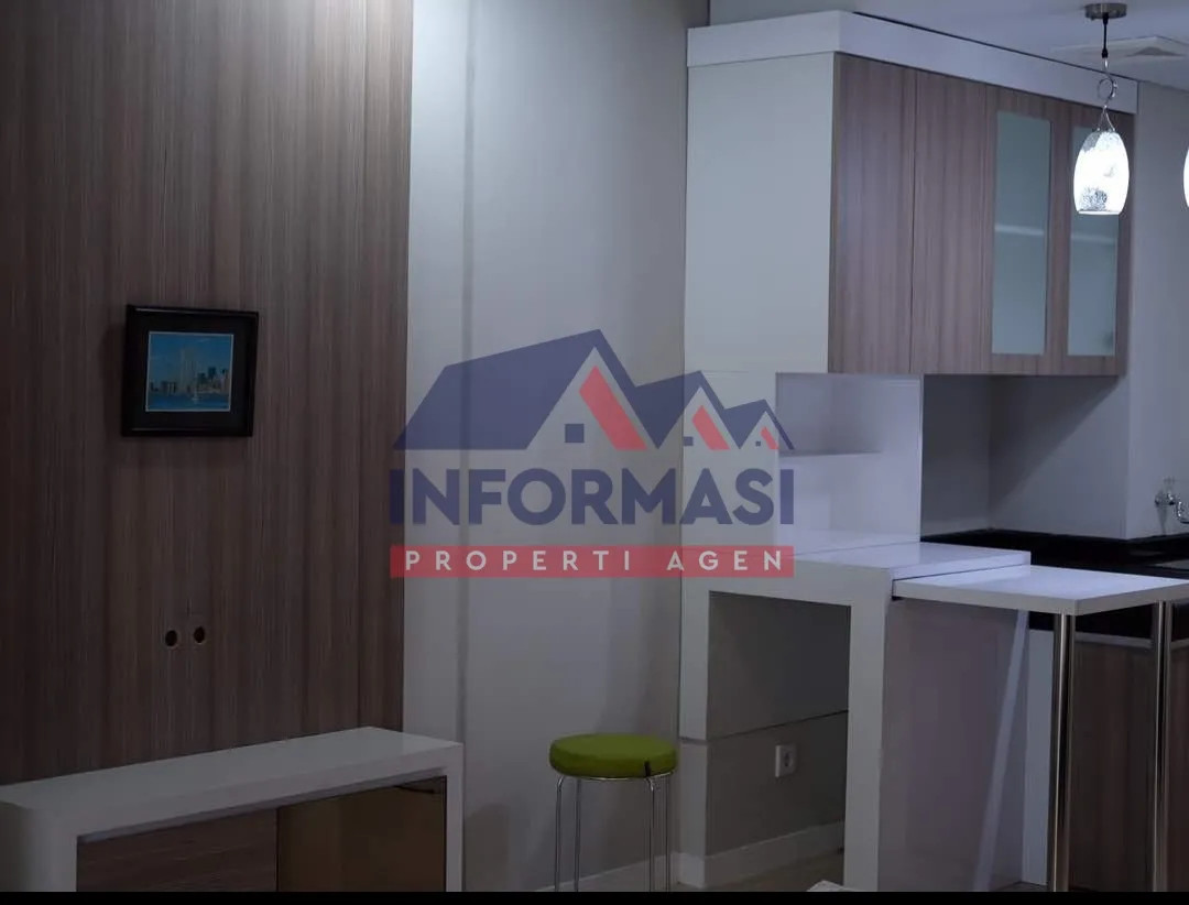 Rumah asri mega kebon jeruk.Sangat cocok buat keluarga harmo