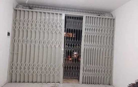 Ruko 4.5 Lantai Siap Usaha