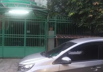 Rumah 2 lt. Siap huni