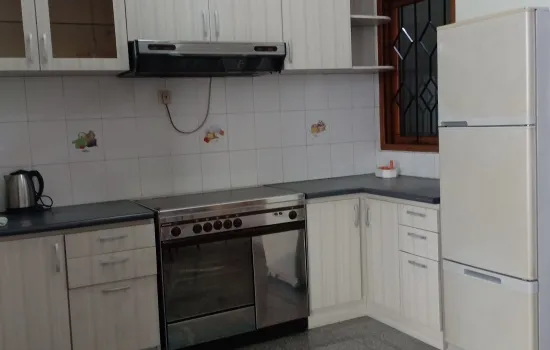 Rumah rapi dan bersih siap huni 3Kt 3km lokasi strategis