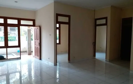 Rumah vila melati   kt  3 km 2 rapi