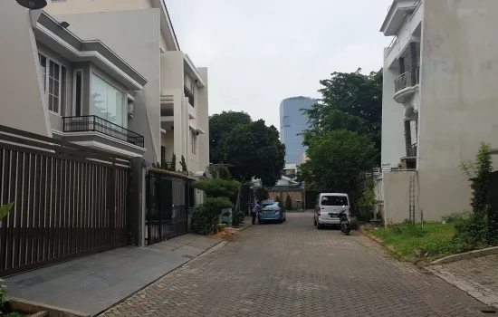 Rumah bagus puri media blok C