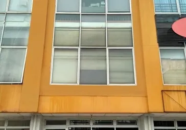 MENARA KEBON JERUK  , DEKAT KAMPUS ESA UNGGUL , 3 LANTAI