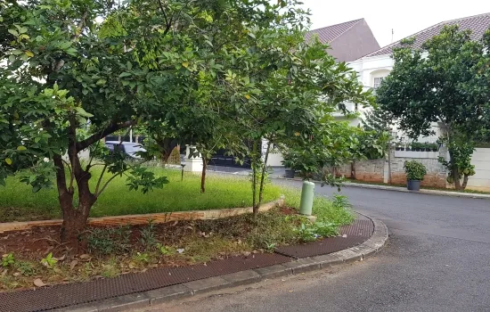 Rumah sewa hoek di cluster Permata Mediterania