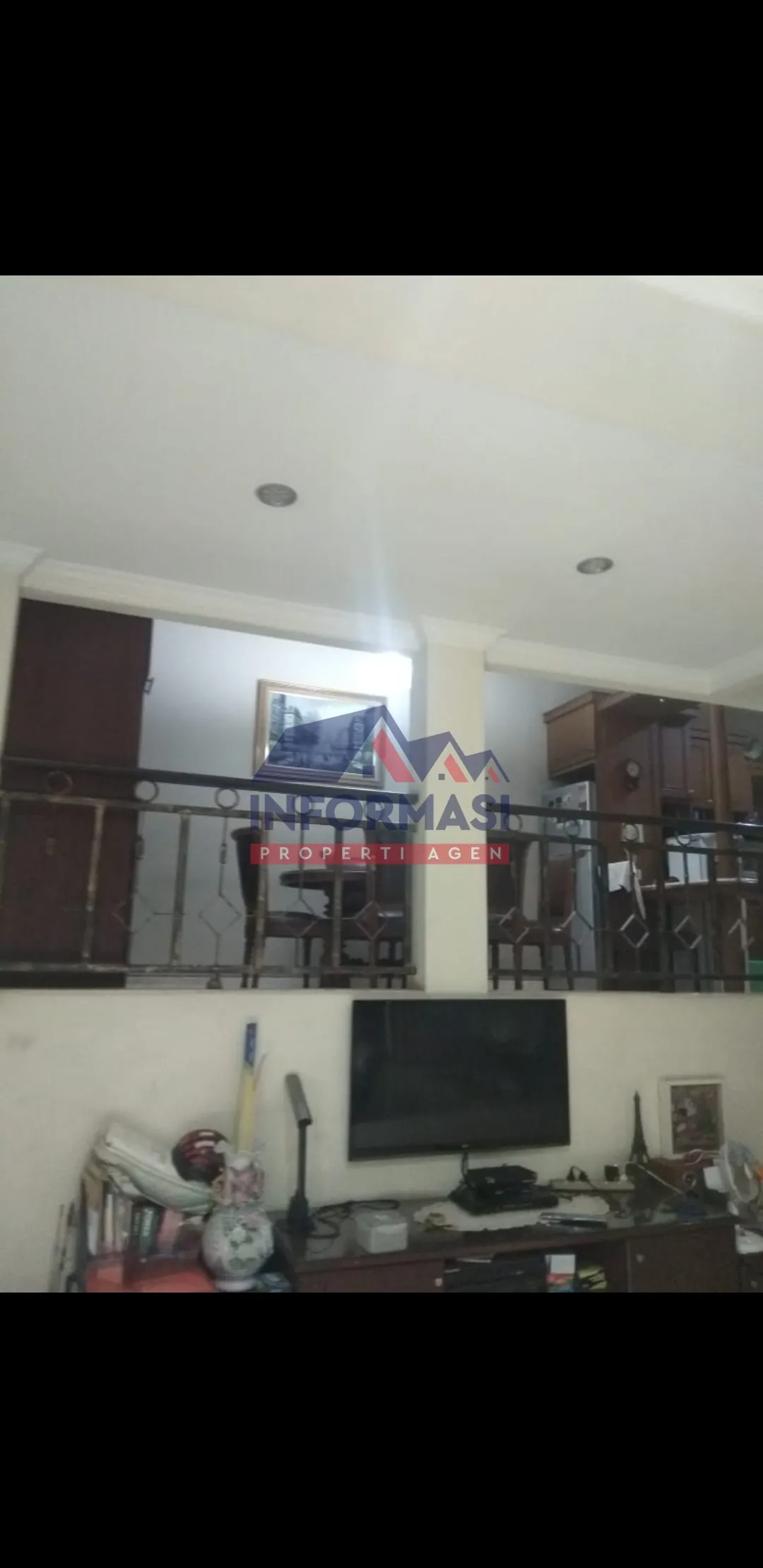 Rumah bagus lokasi purikencana.Delat dengan mal,sekolah,bank