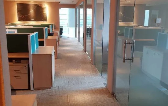 Office space mewah Multivision Tower