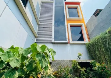 Gedung Kantor Di Ganggeng Raya Tanjung Priuk 3 lt LT. 207