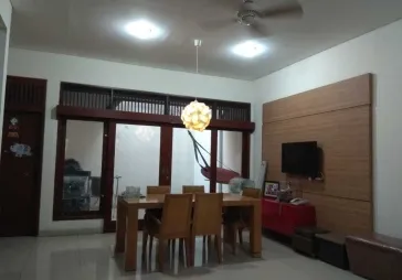 Rumah  2lantai , 3KT , 2KM , bagus  siap huni  ,Full furnish