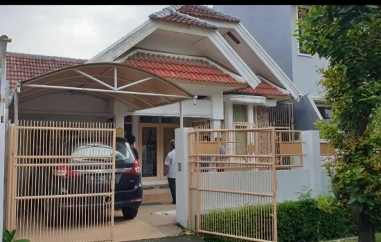 Rumah Baru Renovasi. Gading Serpong. 3+1 KT. 3+1 KM.