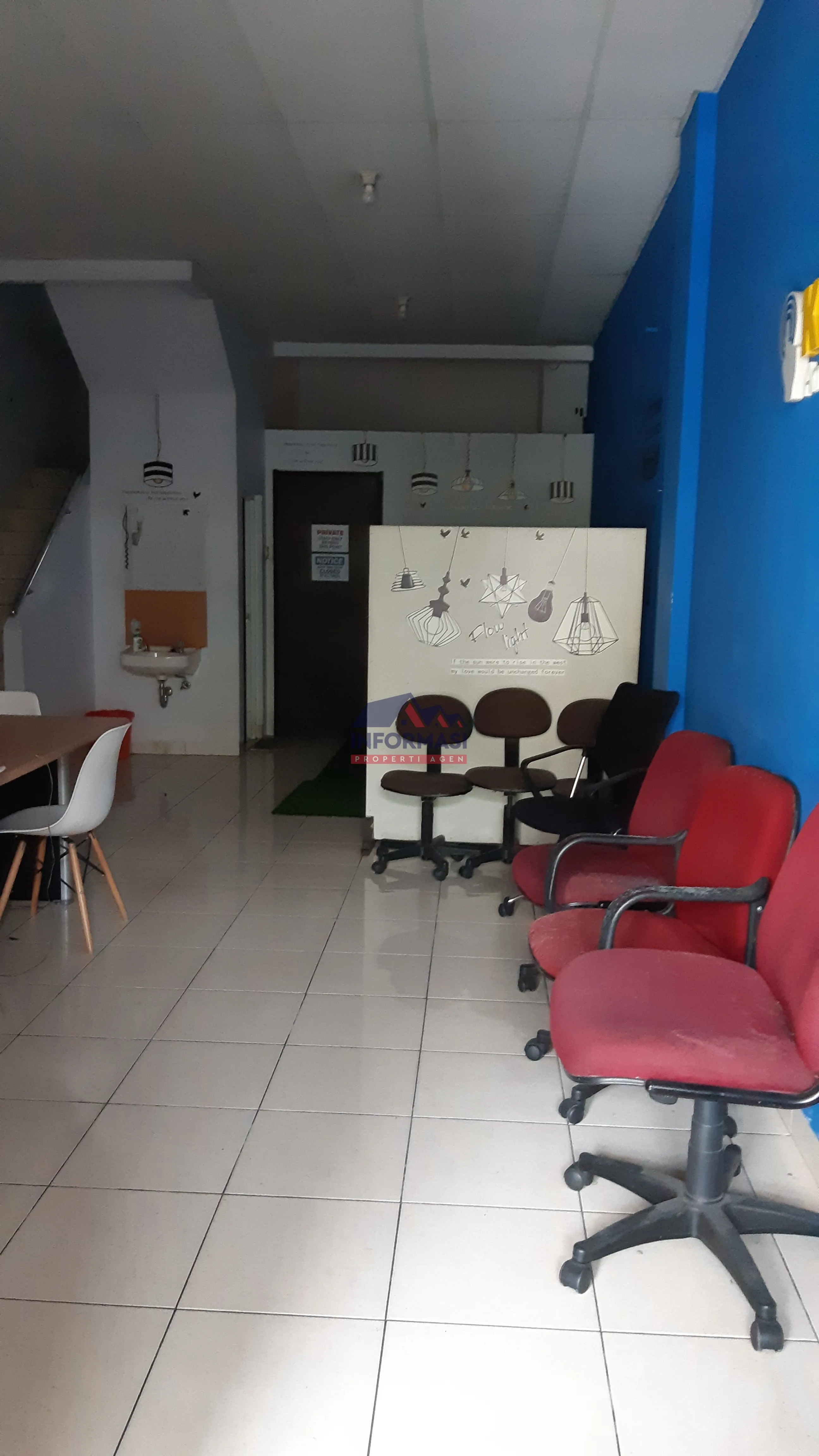 Ruko buat bisnis.Paling cocok krn letaknya sangat strategis